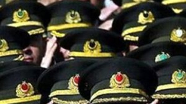 TSK'ya rekor başvuru ! Bakan açıkladı; tam 286 bin kişi !