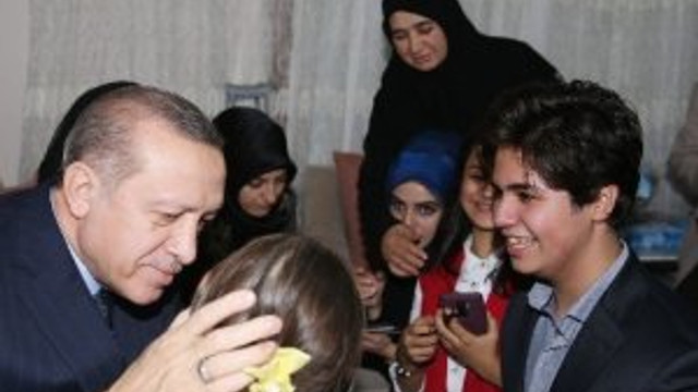 Cumhurbaşkanı Erdoğan şehit evinde