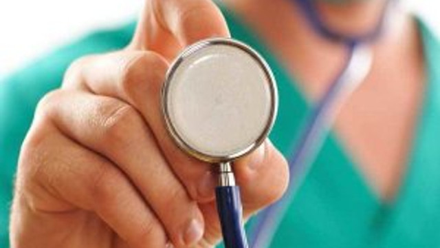 Doktorların askerlik süresi zorunlu hizmetten sayılacak