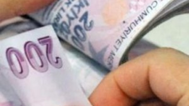 Kilosu 900 TL'lik Anzer Balı yok satıyor