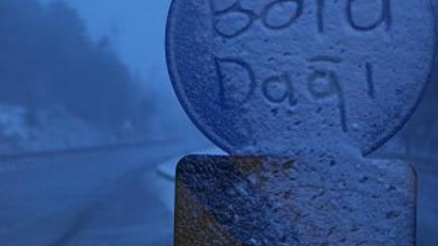 Bolu Dağı'nda yoğun kar yağışı başladı
