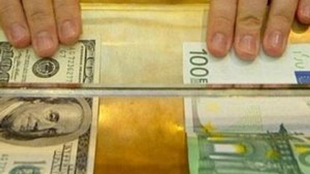 Dolar ve Euro tüm zamanların rekorunu kırdı