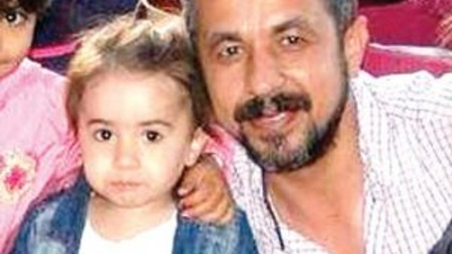 Terastan düşen polis şehit oldu