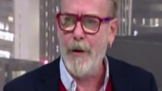 "Bir gittim karşımda muhteşem bir kız"