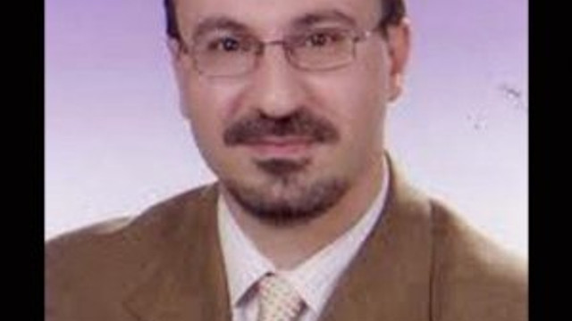 Ünlü psikolog bıçaklanarak öldürüldü