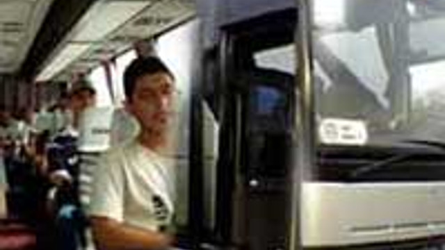 Mazotu Donan Otobus Yolda Kaldi Guncel