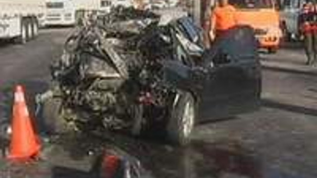 Izmir De Trafik Kazasi 2 Olu Guncel