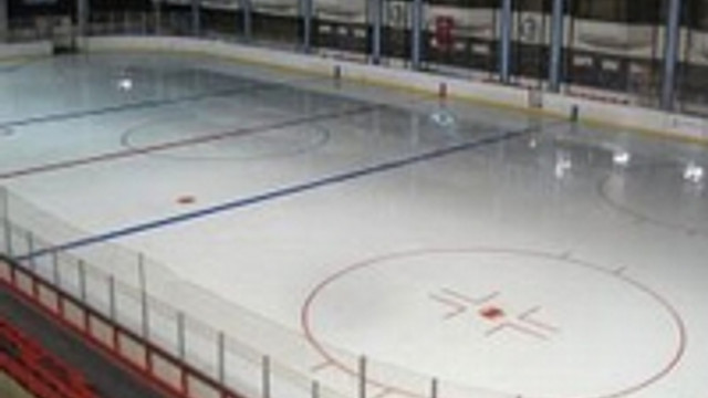 Istanbul U En Buyuk Buz Pisti Acildi Ekonomi