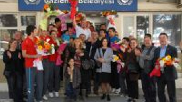 Gaziemir De Sampiyon Karsilamasi Guncel