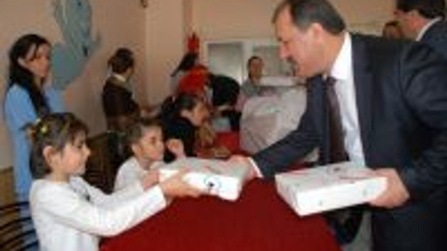 Dto Sosyal Hizmetler Ve Cocuk Esirgeme Kurumu Ndaki Cocuklari Ziyaret Etti Guncel