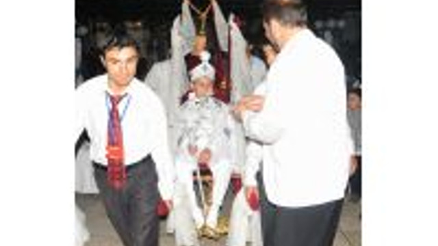 Asiret Dugununde Dolar Yagmuru Guncel