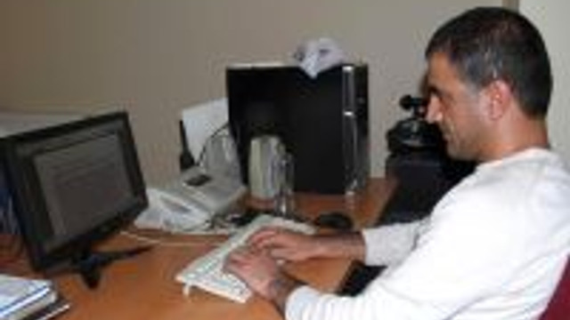 Uzmanlardan Masa Basinda Calisanlara Uyari Guncel