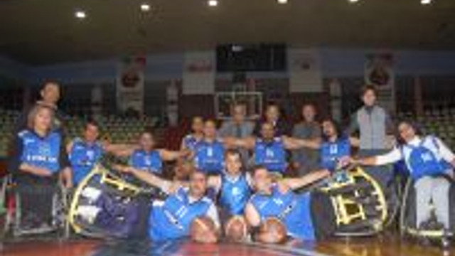 Buyuksehir Tekerlekli Sandalye Basketbol Takimindan Sevindiren Sonuc Guncel