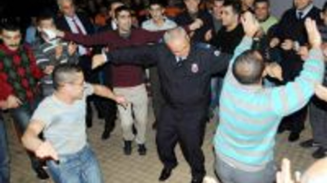 adana cezaevinde sira gecesi guncel