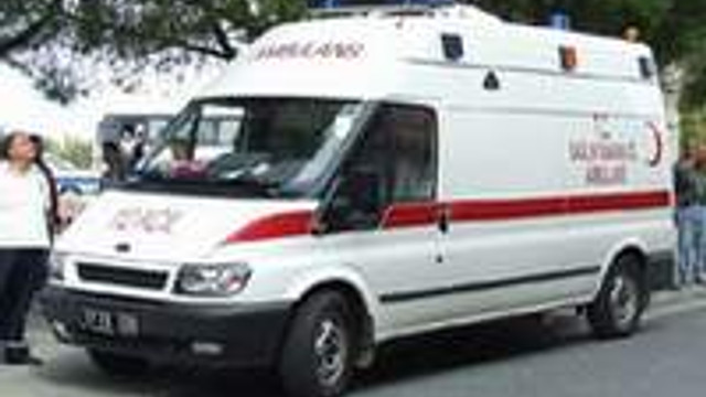 Istanbul Trafigine Ambulans Taksi Rezaleti Guncel