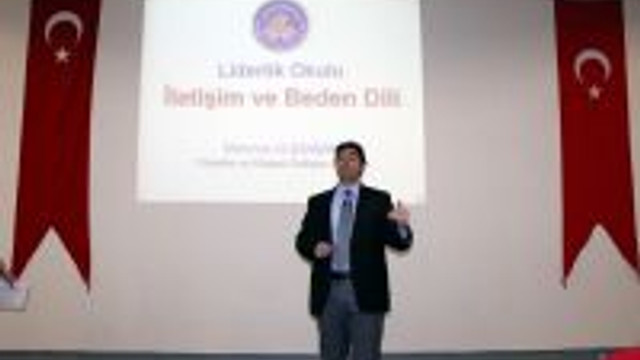 Universite Ogrencilerine Iletisim Ve Beden Dili Konferansi Verildi Guncel