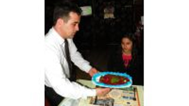 750 Mavi Kapak Getirene Kebap Ikram Ediyor Guncel