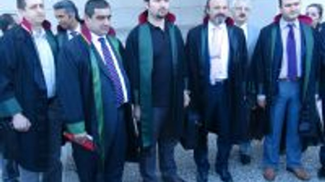 Balyoz Avukatlari Mahkeme Heyetini Hsykya Sikayet Edecek Guncel