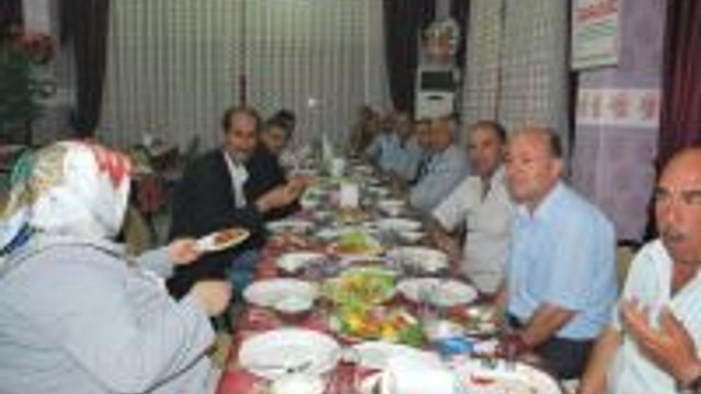 Ak Parti Den Birlik Yemegi Guncel