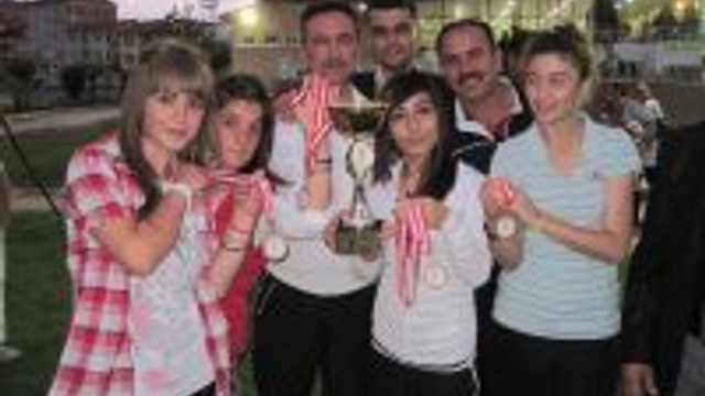 Tokata Masa Tenisi Sampiyonu Olarak Donduler Guncel