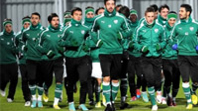 Bursaspor hazırlıklarını sürdürüyor