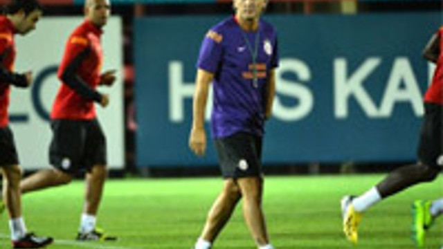 Mancini savunma öğretiyor!