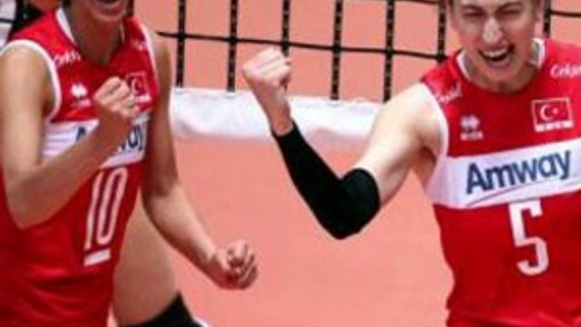 Milli voleybolcular Belçika karşısında