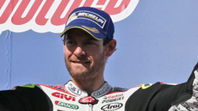 Zafer Crutchlow'un oldu !