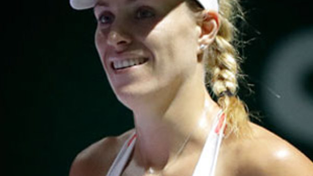 Kerber, Radwanska'yı rahat geçti
