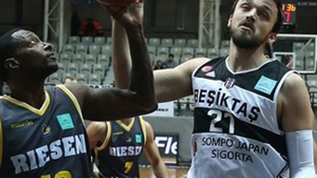 Beşiktaş lider bitirdi