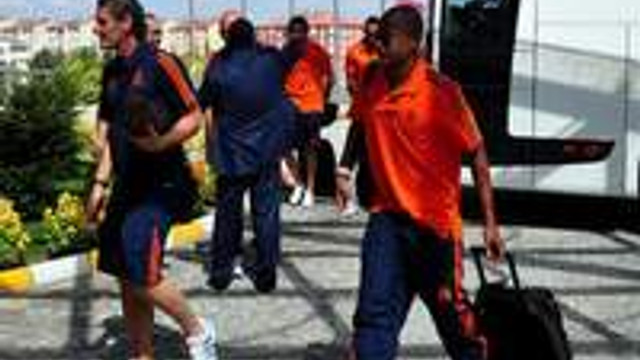 Marsilya Istanbul A Geliyor Uefa Avrupa Ligi