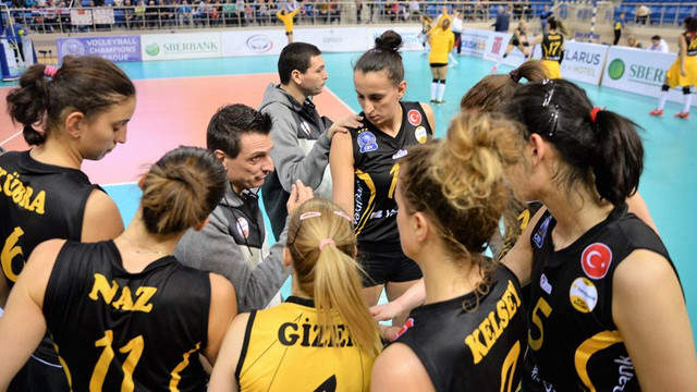 VakıfBank'ta gözler rövanş maçında