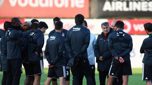 Beşiktaş'ta 4 isimle yollar ayrılıyor