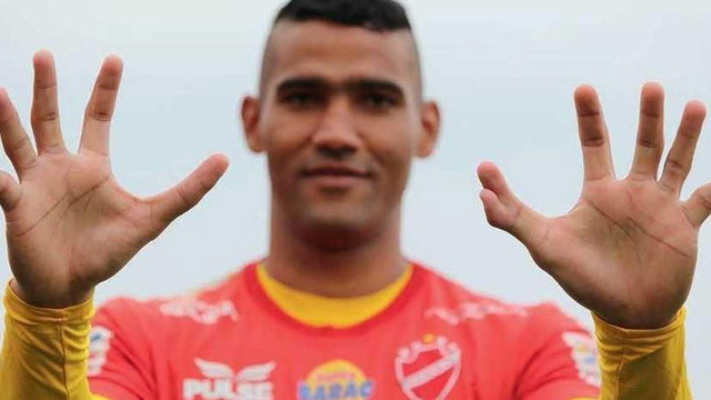 Görenleri şok eden kaleci: Edson Pereira Lisboa !