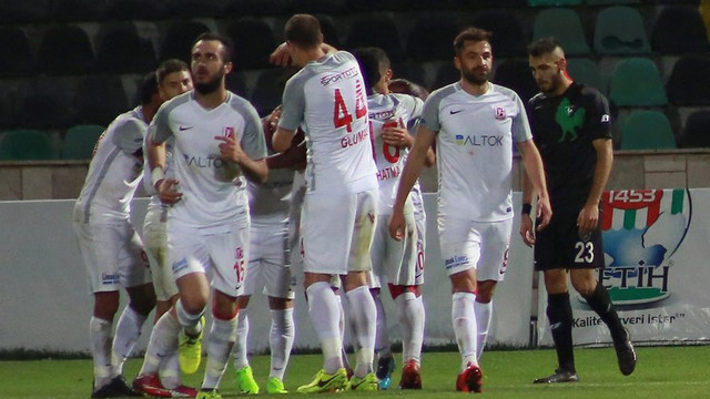 Bal-kes deplasmanda galip !