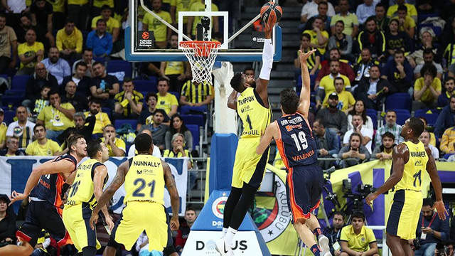 Fenerbahçe Doğuş'tan müthiş zafer !