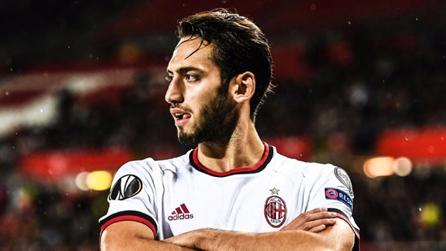 Hakan Çalhanoğlu Fenerbahçe'ye doğru !