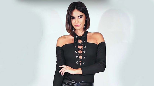 Zeynep Demirel doğum anının fotoğrafını paylaştı
