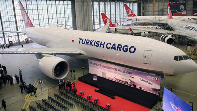 THY'nin ''Boeing 777'' kargo uçağı teslim töreni