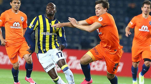 Başakşehir Fenerbahçe'yi devirdi finale yükseldi !