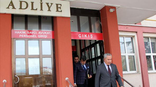 Bülent Arınç'a hakaret cezası
