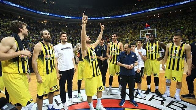 Fenerbahce Nin Kombine Fiyatlarina Buyuk Tepki Basketbol