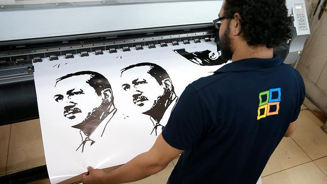 Erdoğan o ülkede kahraman ilan edildi