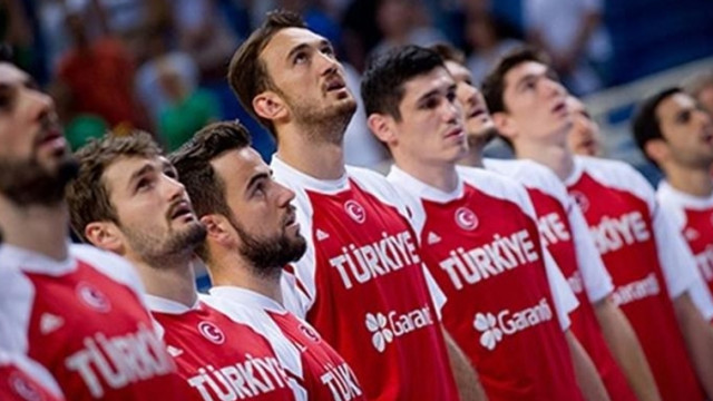 Milli Takım formasız kaldı !