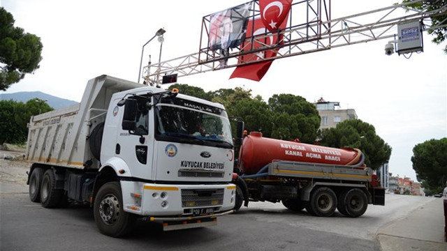 Kuyucak'ta Atatürk yazılı takı krizi