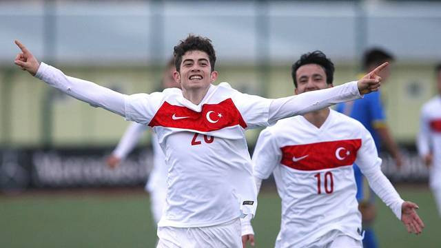 Beşiktaş Atakan Kesgin'i istiyor