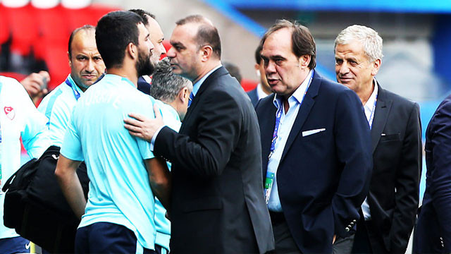 Olay sözler: ''Arda Turan'ı yumrukladı''
