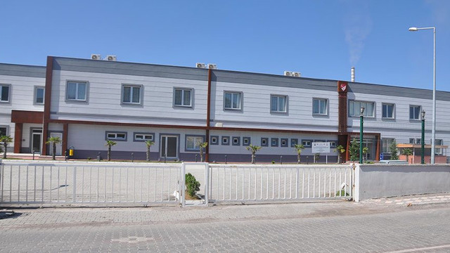 Somalı çocuklar için yaptırılan okul unutuldu