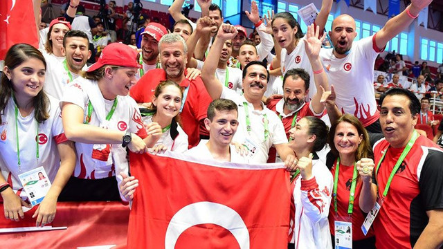 Milli sporculardan madalya şov !