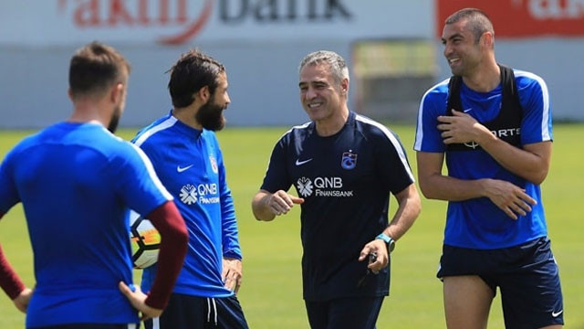 Ersun Yanal planı belirledi ! Burak Yılmaz...